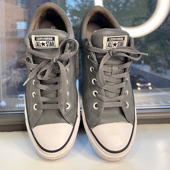 Converse Gray and White Men\'s Sneakers